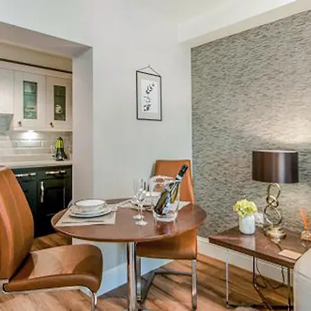 Blue Bridge Nyaraló York