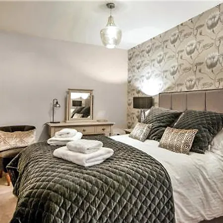 Blue Bridge Holiday home York